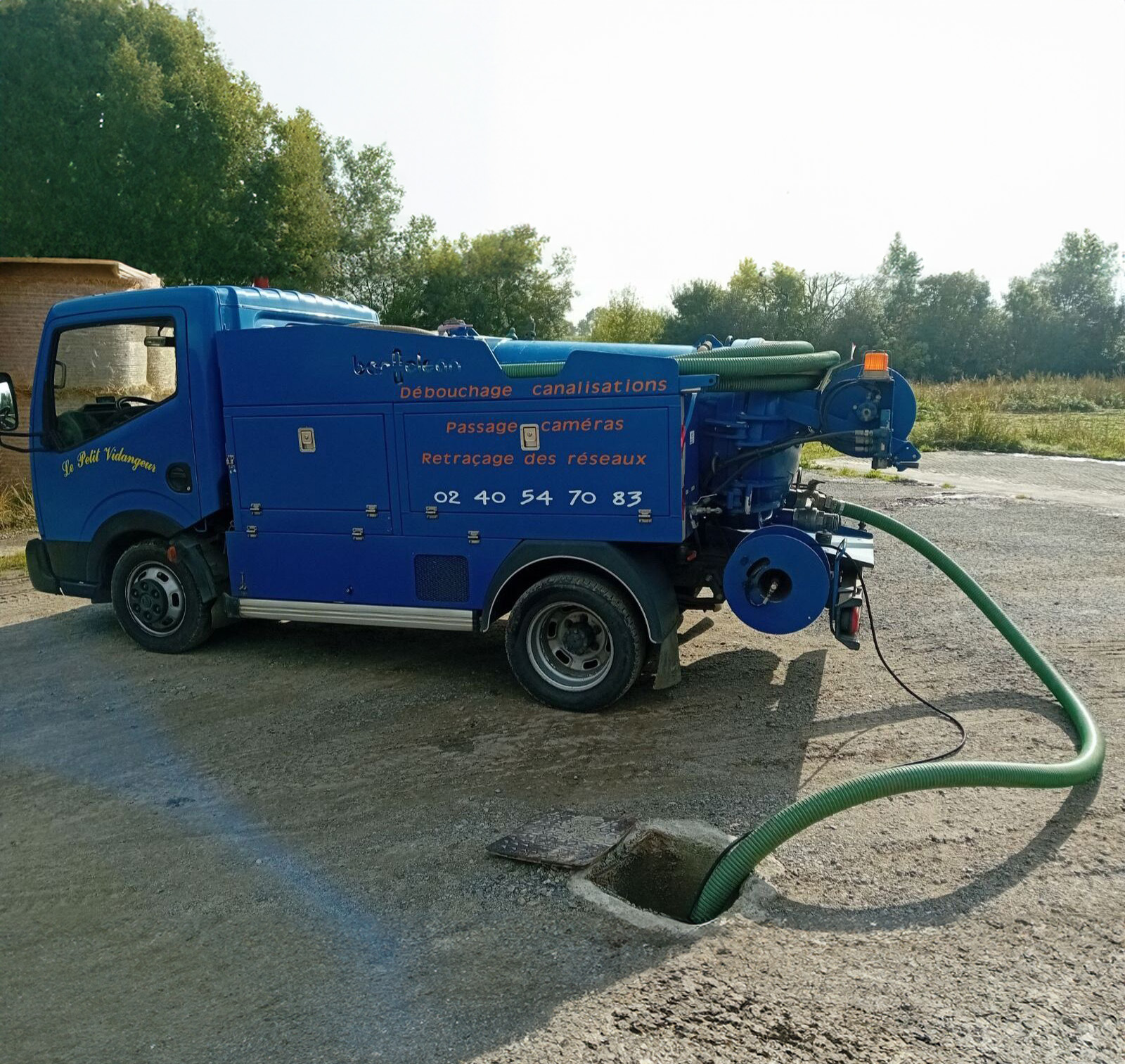 Camion de débouchage de canalisation